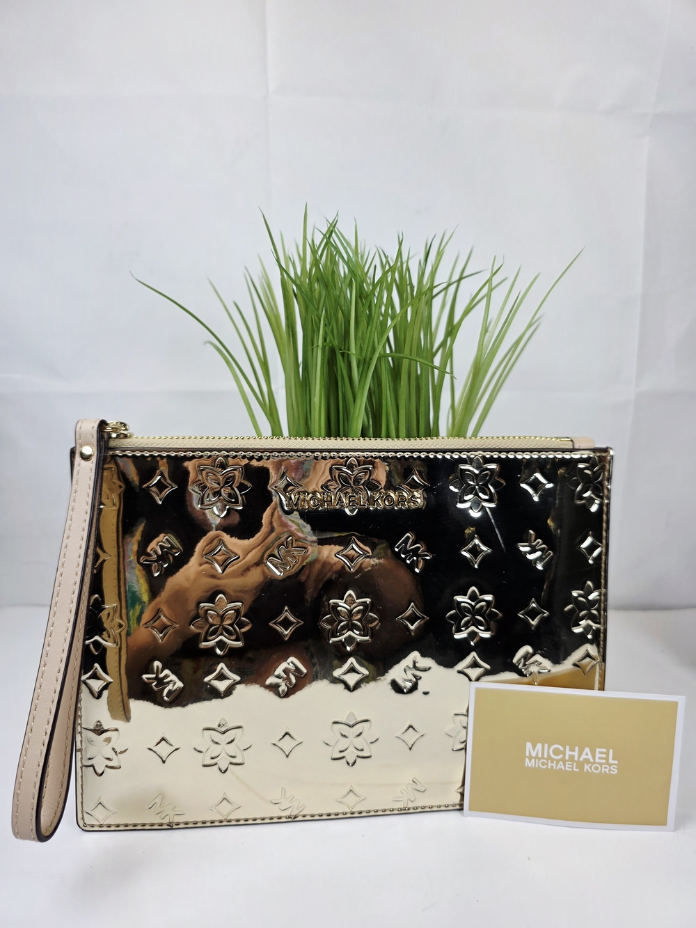 MICHAEL Michael Kors Jet Set Gold Metallic XL Zip Wristlet Clutch Wallet